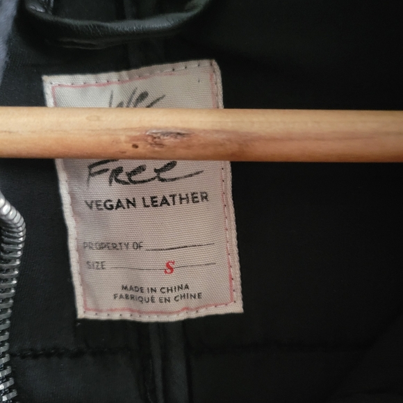 Free People Black Quilted Jacket - Picture 3 of 3